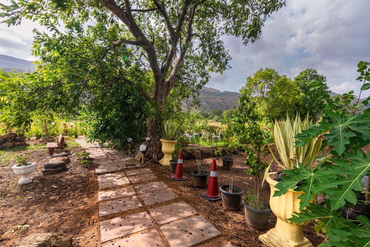 Saffronstays Vyom Farms Karjat Kültér fotó